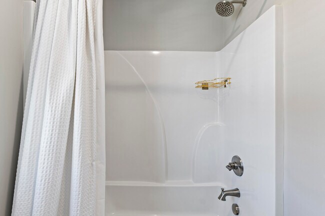 Building Photo - 2681 Rockaway Pl