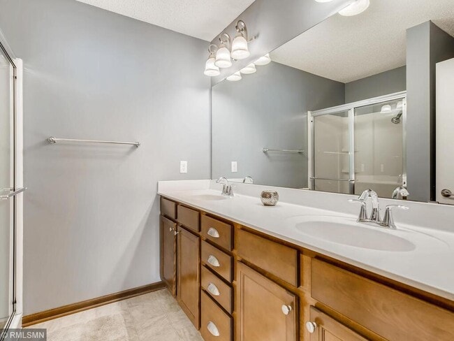 Building Photo - 3421 Maureen Lane