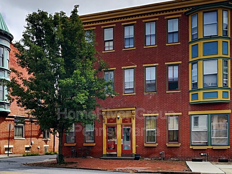 Building Photo - 253-255 North St