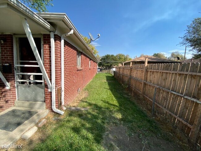 Building Photo - 2 br, 1 bath House - 644 S Perry St