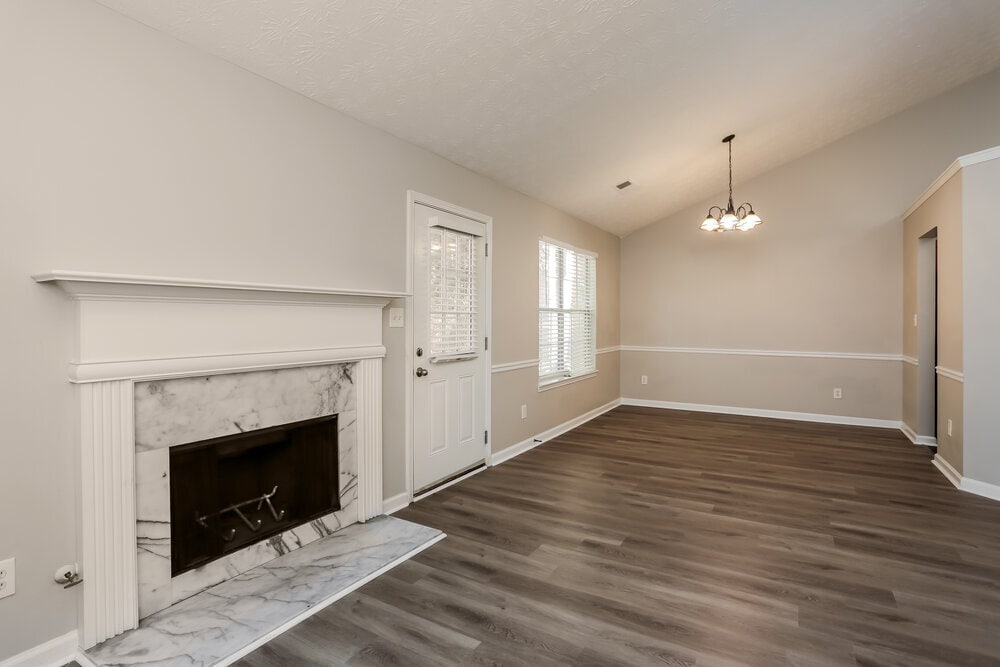 Building Photo - 2350 Larpent Ct