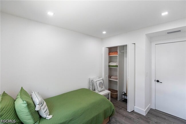 Building Photo - 15410 Allen Way