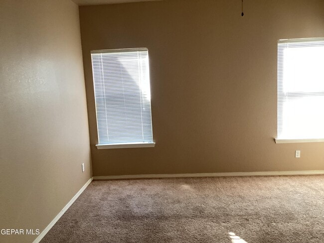 Building Photo - 5914 Speyside Dr