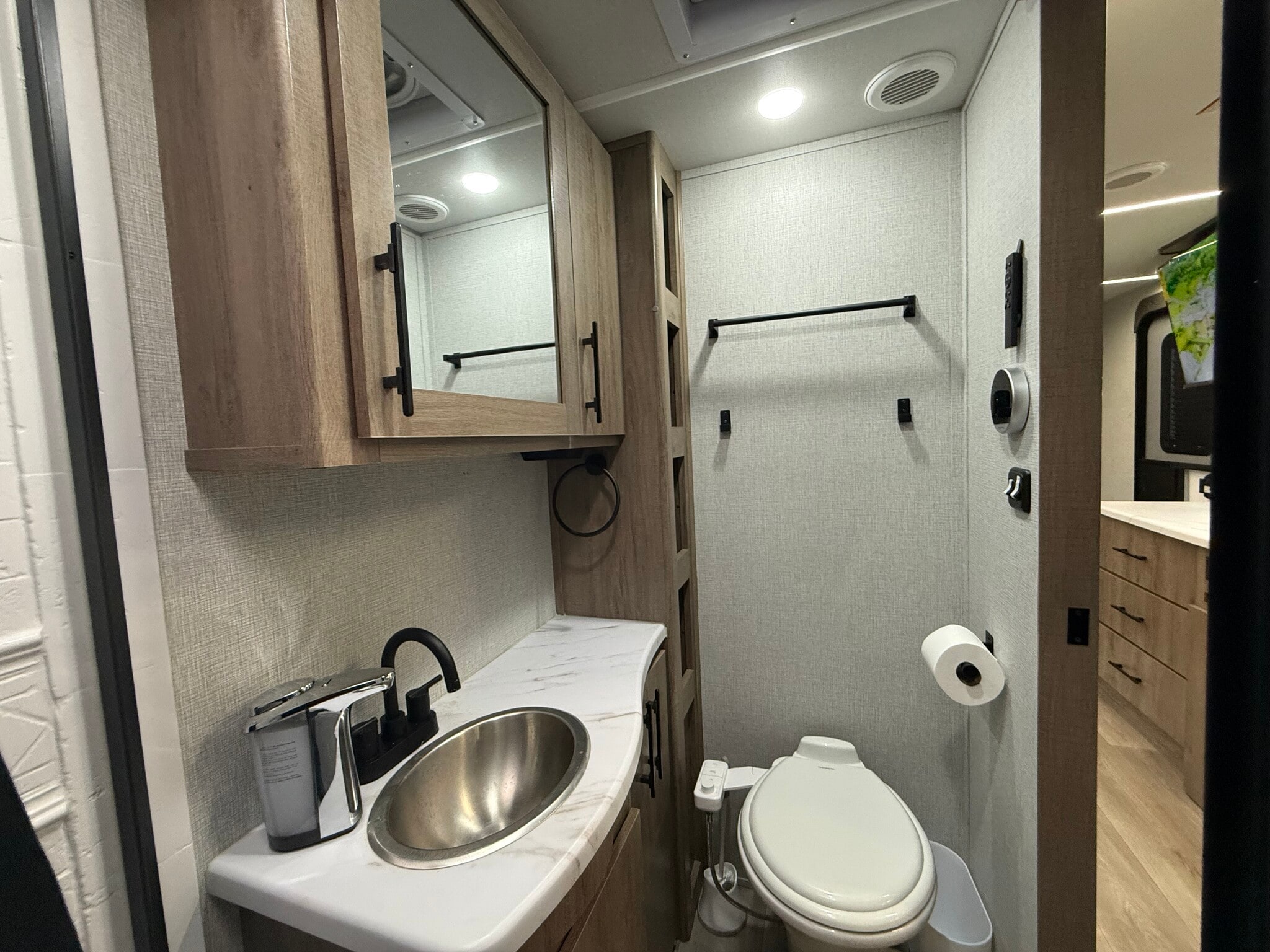 Building Photo - 312 Fleming Ave