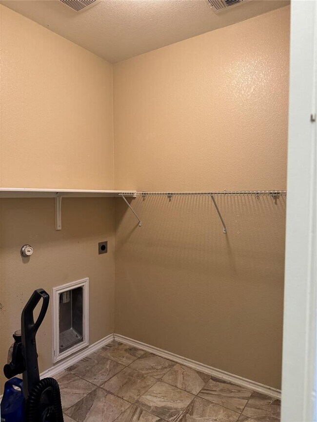 Building Photo - 14709 Fairland Drive