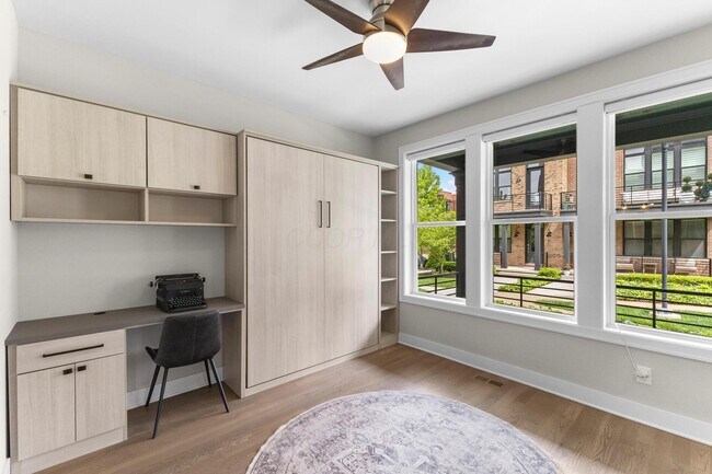 Building Photo - 293 Auden Ave
