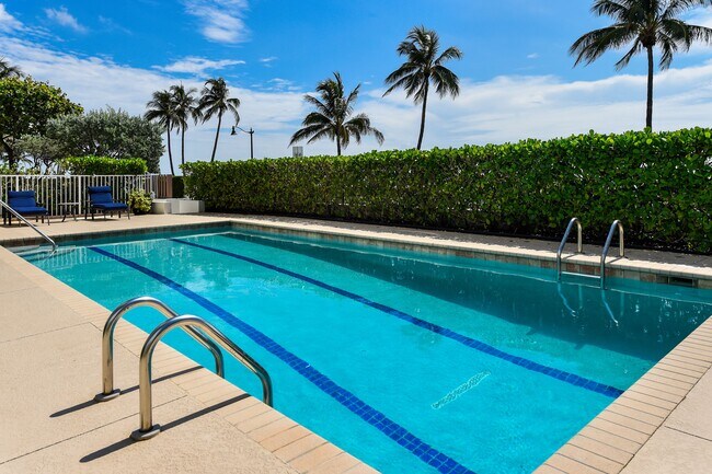 Building Photo - 340 S Ocean Blvd