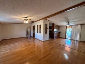 Building Photo - READY TO VIEW NOW! Adorable 3 Bed 2 Bath Home in New River NO HOA