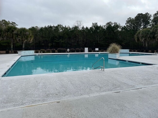 Building Photo - 3 Bedroom 2 Bathroom house located in Mill Creek Cove