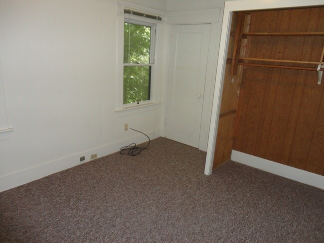 Building Photo - 1417 Marsh St