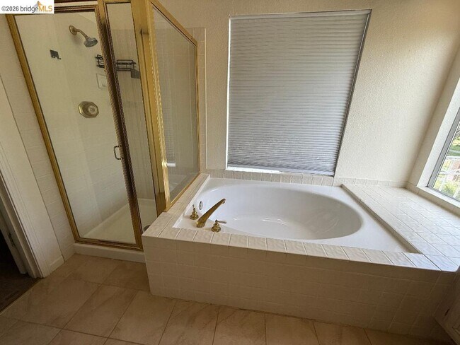 Building Photo - 2771 Cherry Hills Dr