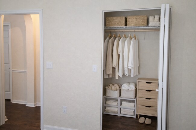 Building Photo - Amazing 1/1 Courtyard View Condo for Rent at Park North Downtown Orlando.