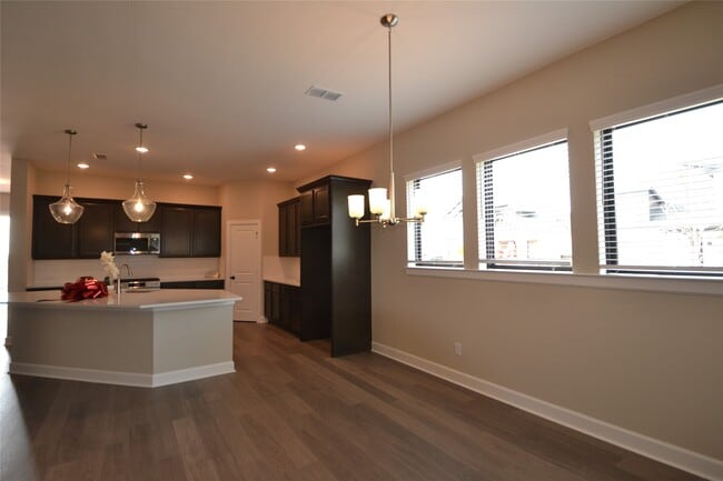 Building Photo - 3207 Kindred Wy