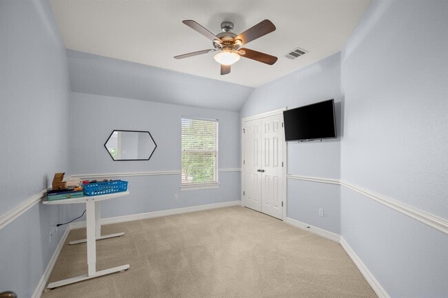 Building Photo - 601 Scenic Path