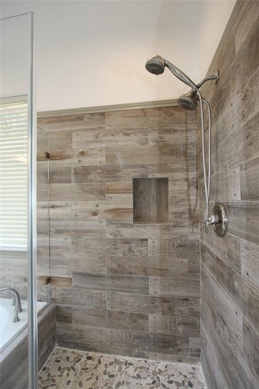 Building Photo - 5522 Island Breeze Dr