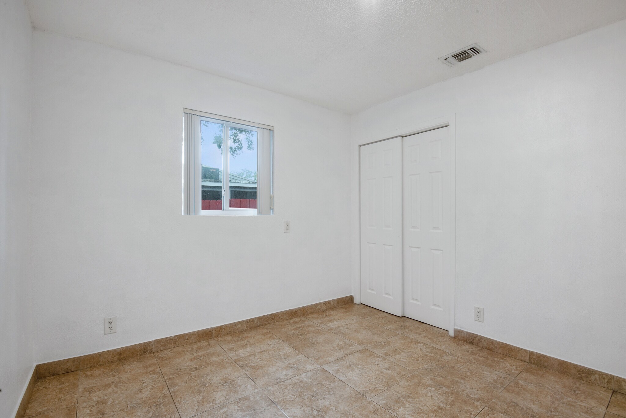 Building Photo - 3101 N 66th Ave
