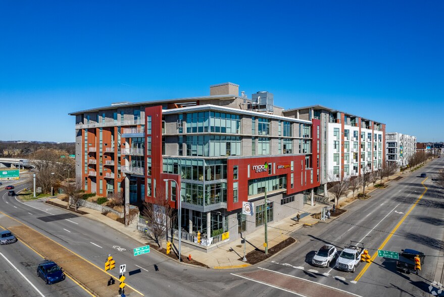 Building Photo - 2115 Yeaman Pl