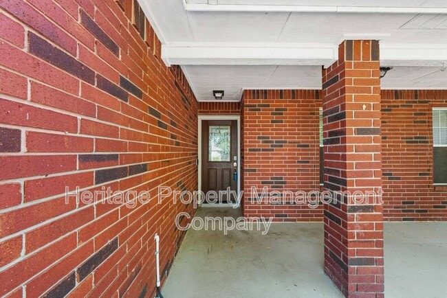 Building Photo - 719 Eagle Trail
