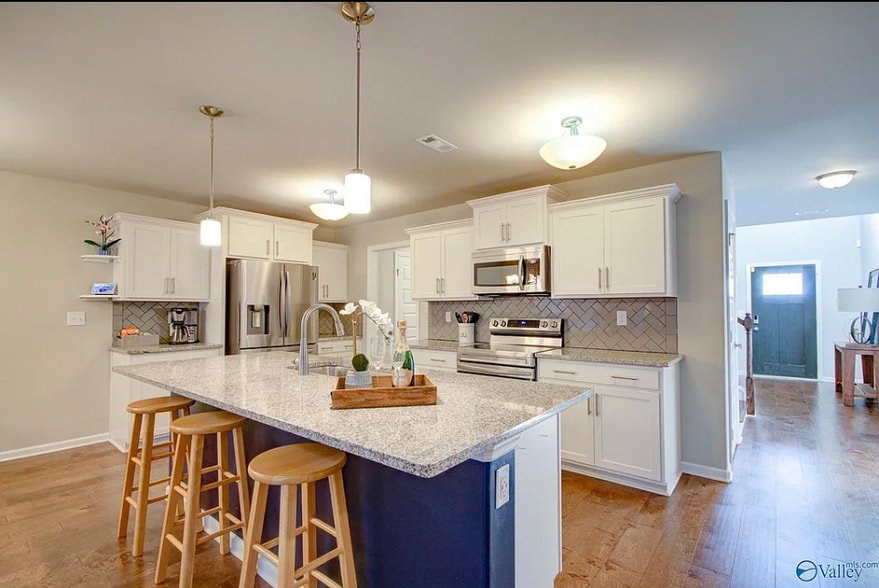kitchen - 291 Avebury Rd