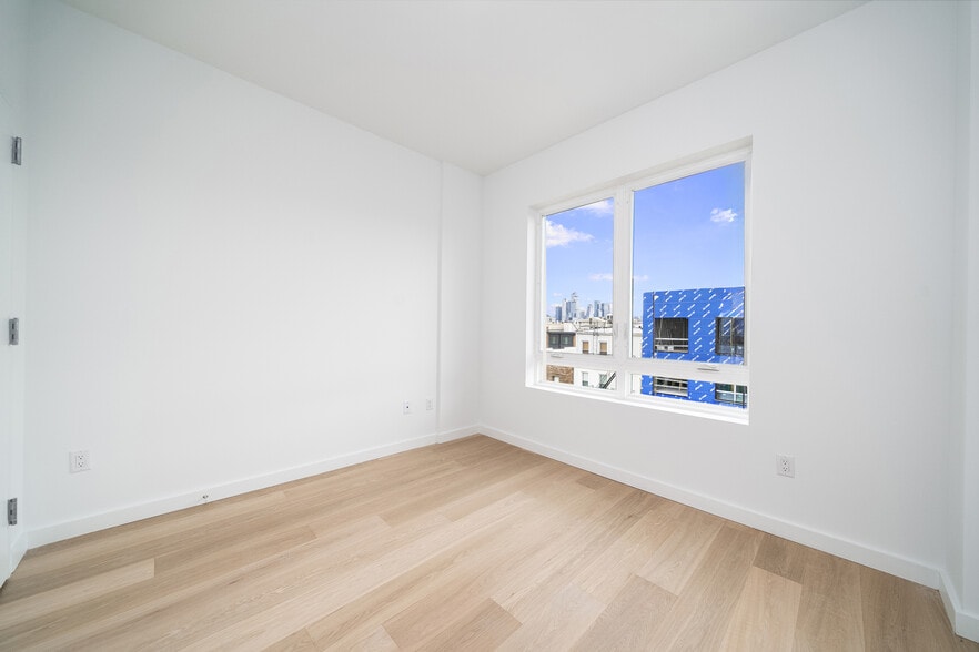 Building Photo - 417 Jackson St