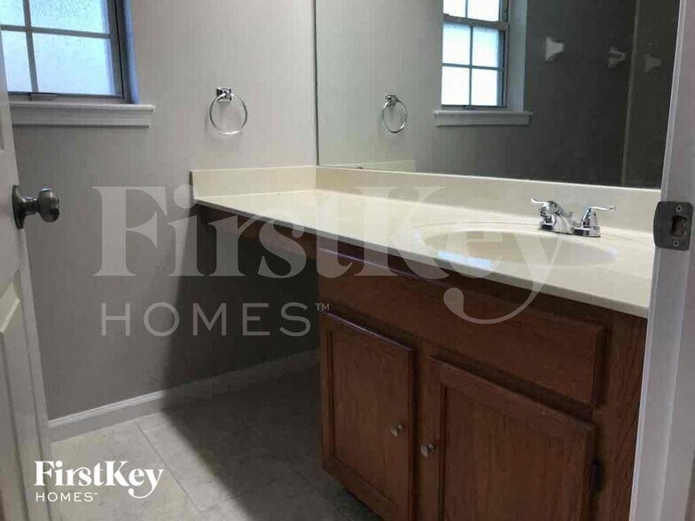 Building Photo - 1508 Quail Wood Ct