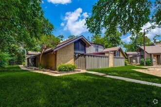 Building Photo - 4621 Country Creek Dr