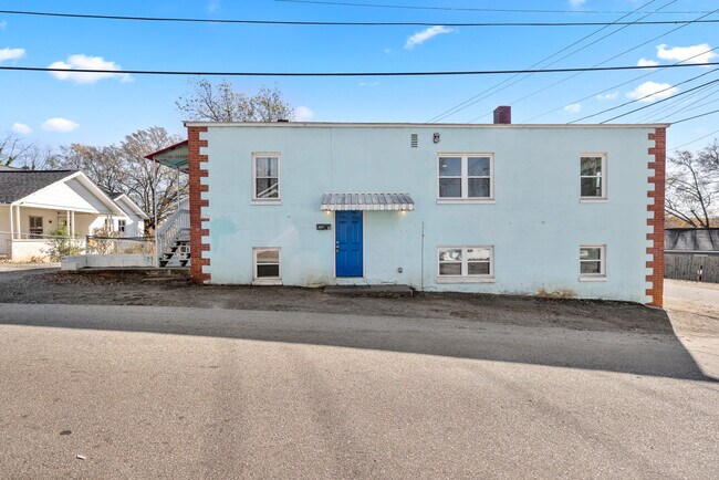 Building Photo - 217 McGarity St