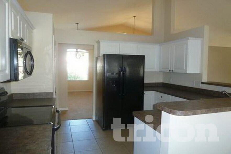 Building Photo - 8516 Sunsprite Ct