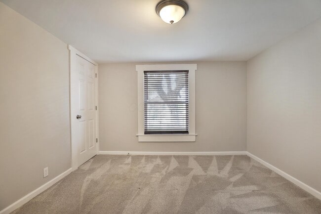 Building Photo - 1416 S Ohio Ave