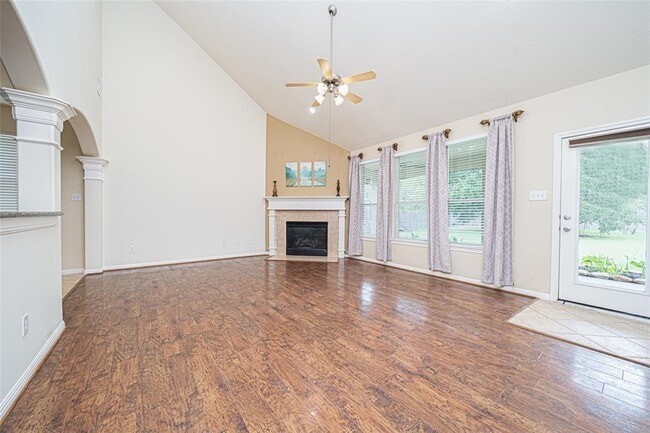 Building Photo - 14418 Chartley Falls Dr