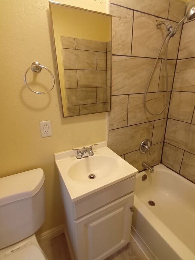 Building Photo - Welcome to SkyView Villa & Somerset Apartm...