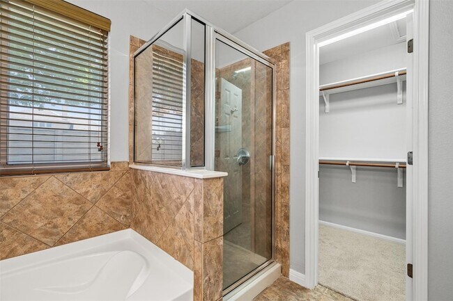 Building Photo - 2505 Rusk Ct