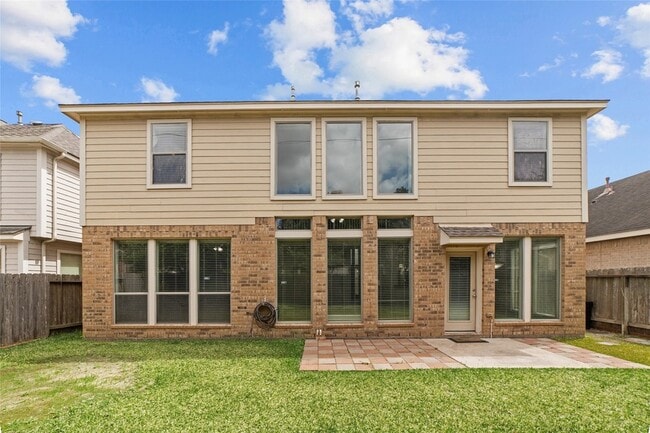 Building Photo - 13018 Orchard Green Dr