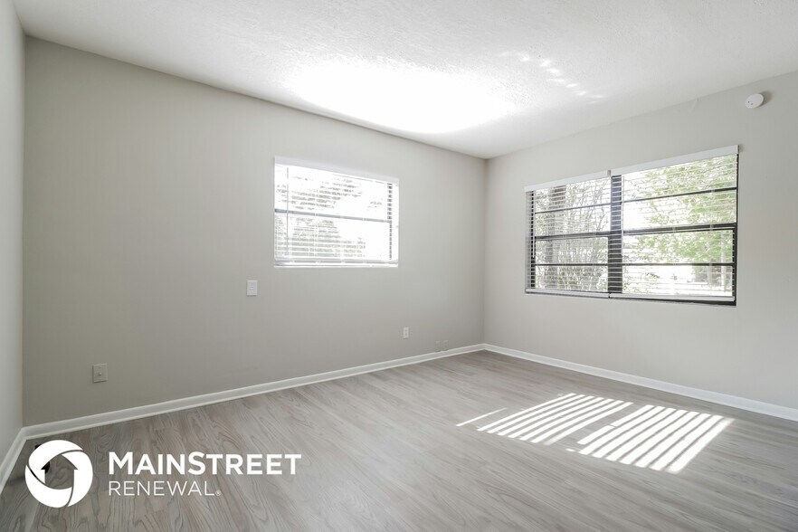 Building Photo - 7032 Tripoli Way