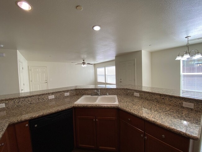 Building Photo - 2109 Bella Oaks Dr