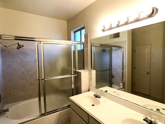 Building Photo - 4620 W William Cannon Dr