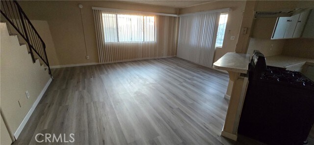 Building Photo - 3856 W 113th St