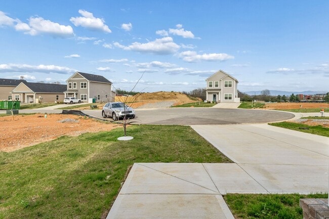 Building Photo - Brand new home in a great location central to all of Tri-Cities