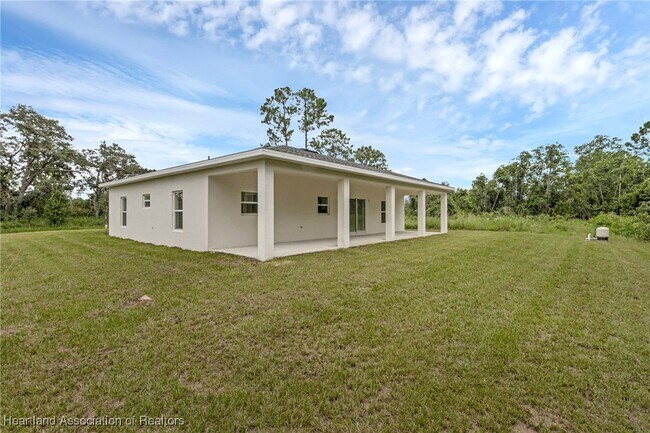 Building Photo - 7539 Bernal Dr