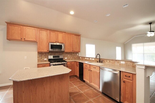 Building Photo - 3608 Pine Needle Cir