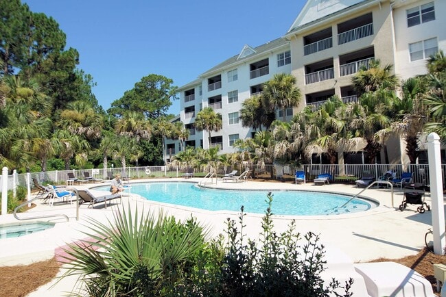 Building Photo - Florida Club at Bluewater Bay