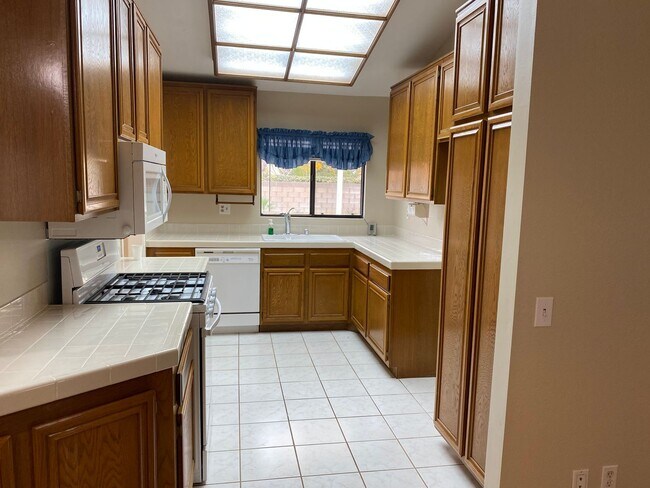 Building Photo - 3611 Kim Ct