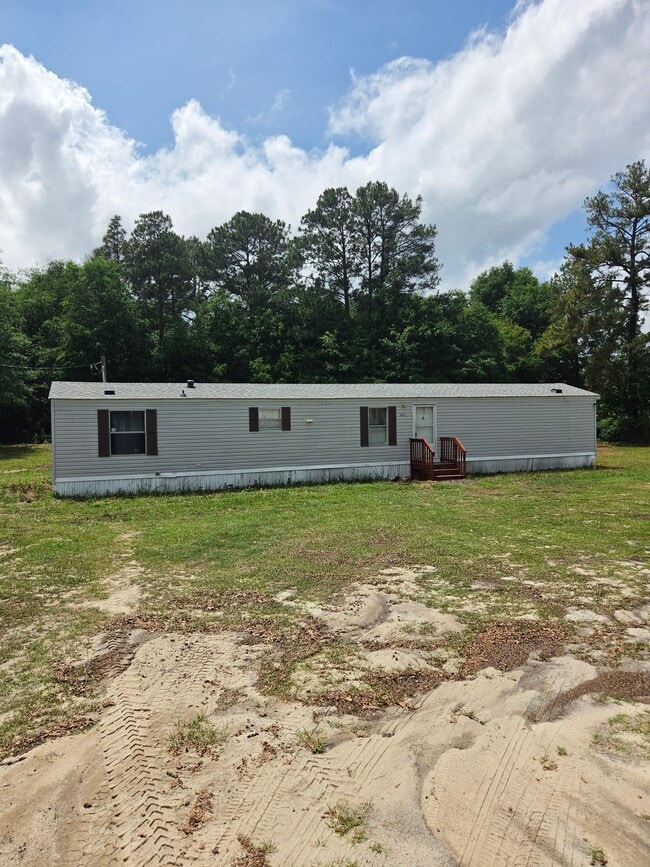 Building Photo - 102A Wilhowie Dr