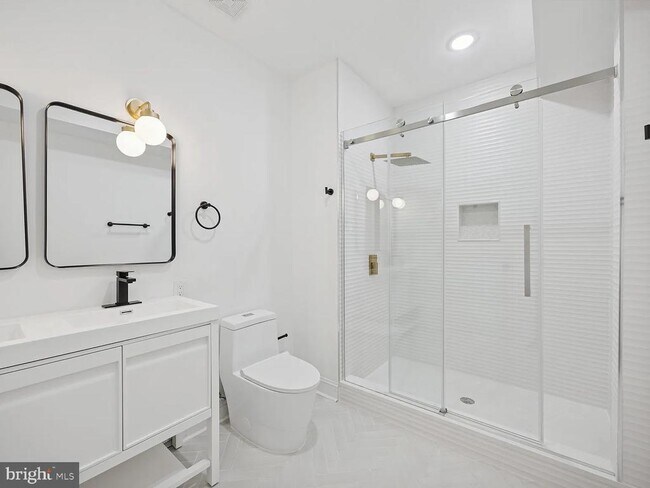 Building Photo - 2537 Cecil B. Moore Ave