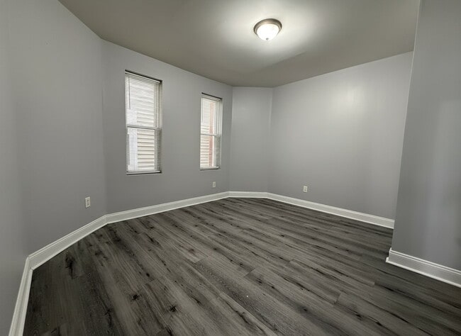 Building Photo - 4632 Old York Rd