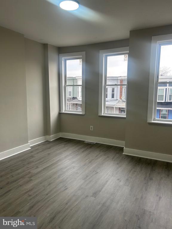 Building Photo - 1722 N Monroe St