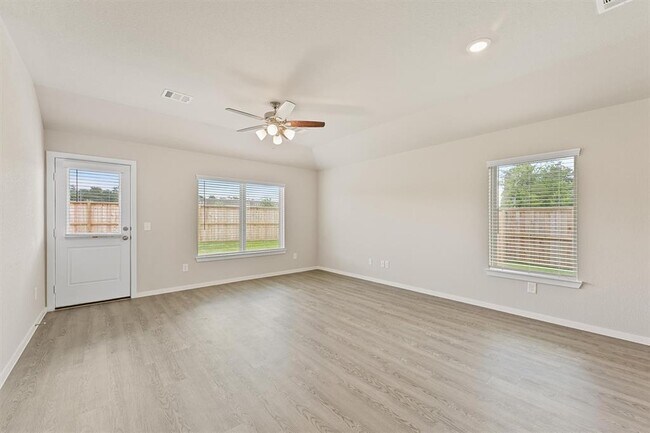 Building Photo - 10423 Cloud Nine Ct