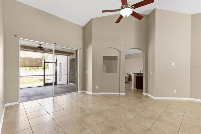 Building Photo - 13655 Artesa Bell Dr