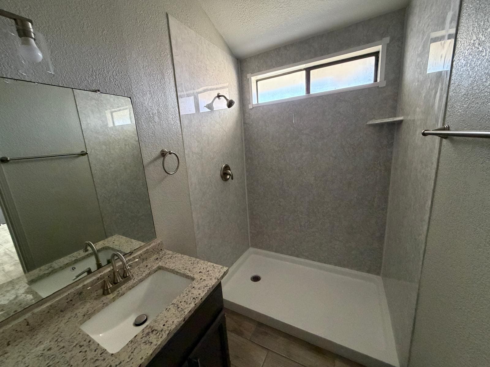 Building Photo - 4724 Loma de Cobre Dr