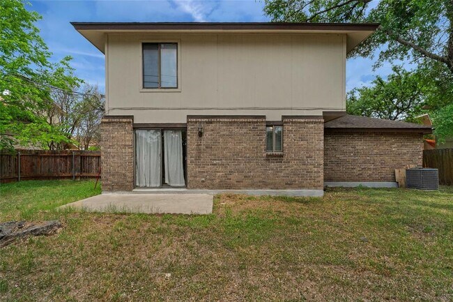 Building Photo - 8517 Fathom Cir